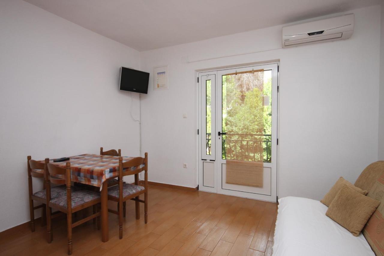 Apartments With A Parking Space Zivogosce - Porat, Makarska - 6700 Igrane Exterior photo